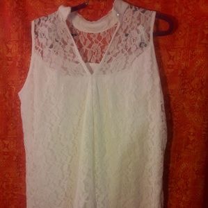 New lace top